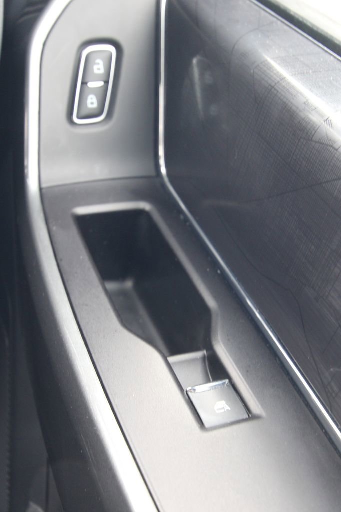 Used 2023 Ford F150 XLT w/ Equipment Group 302A High image 25