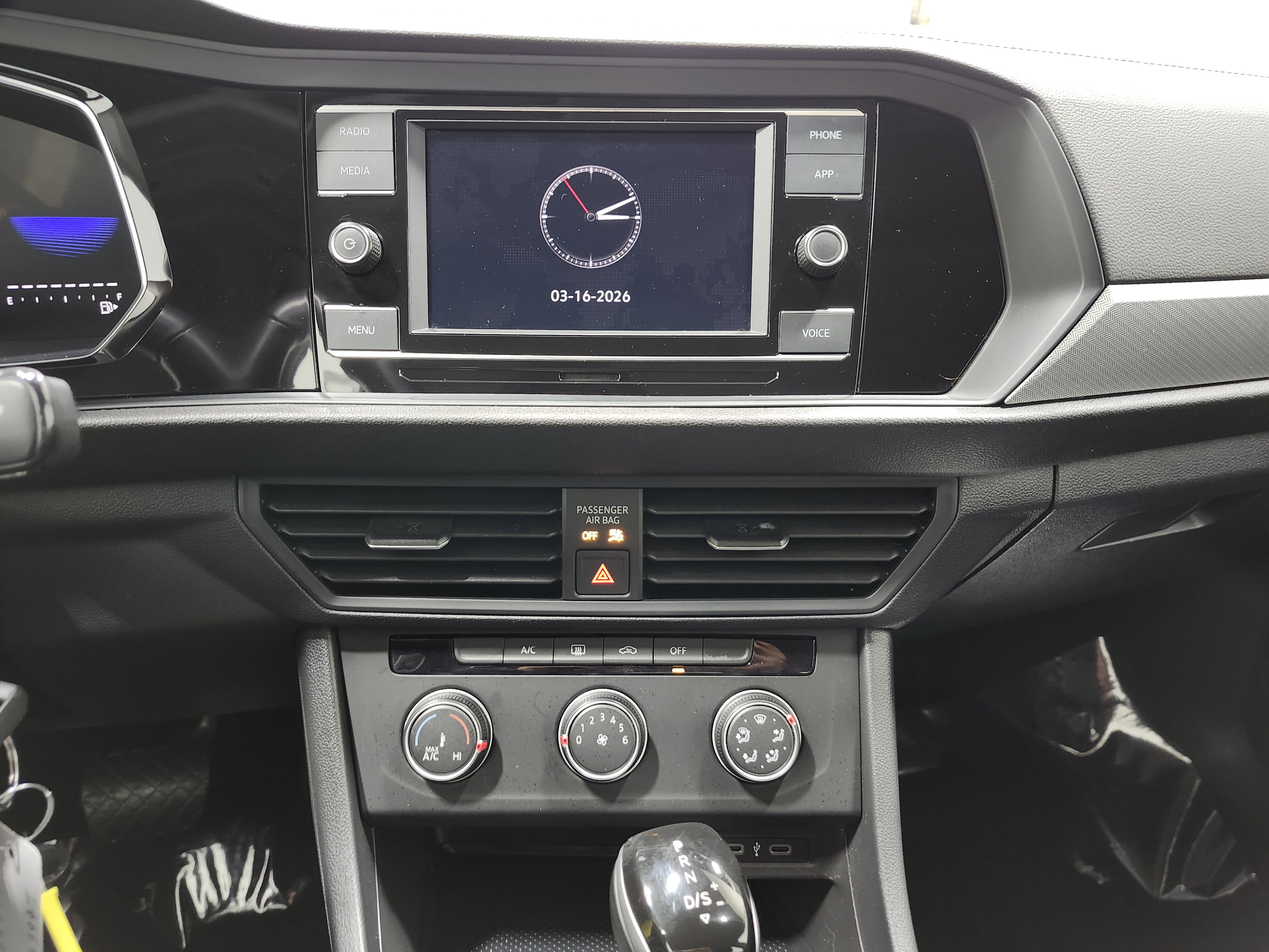 Used 2023 Volkswagen Jetta S image 27