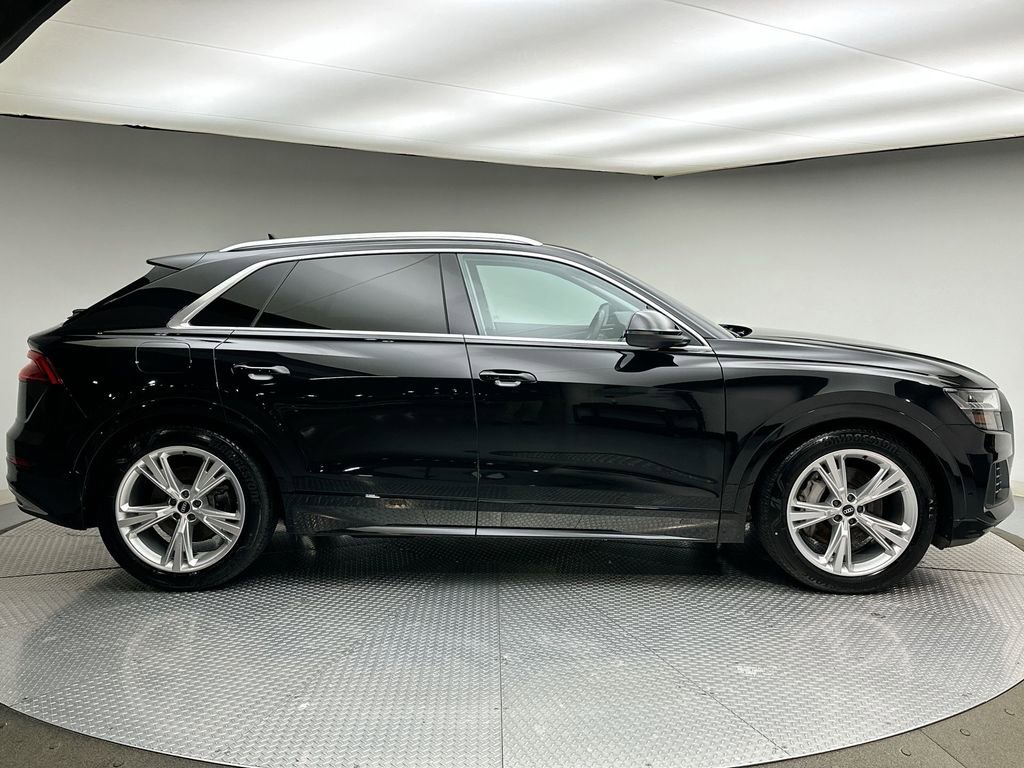 Used 2022 Audi Q8 Prestige w/ Prestige Package image 4