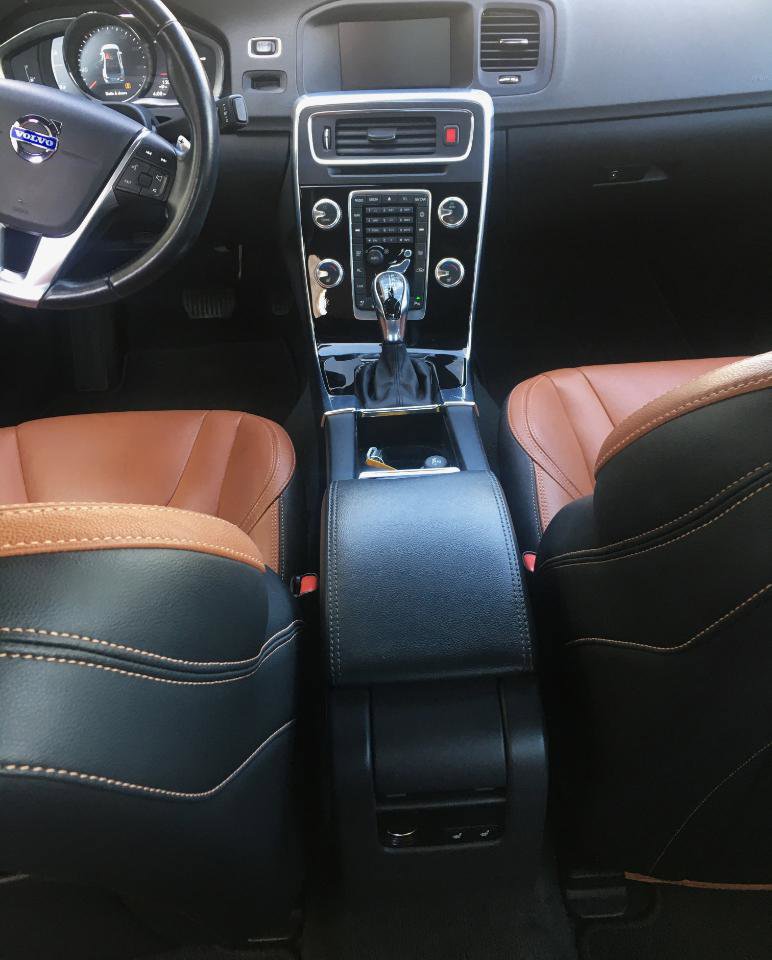 Used 2015 Volvo S60 T5 Platinum image 19