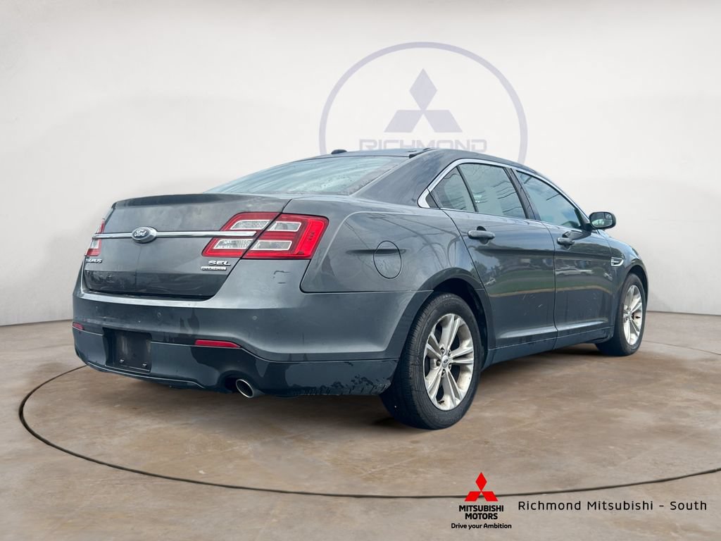Used 2015 Ford Taurus SEL FWD image 3