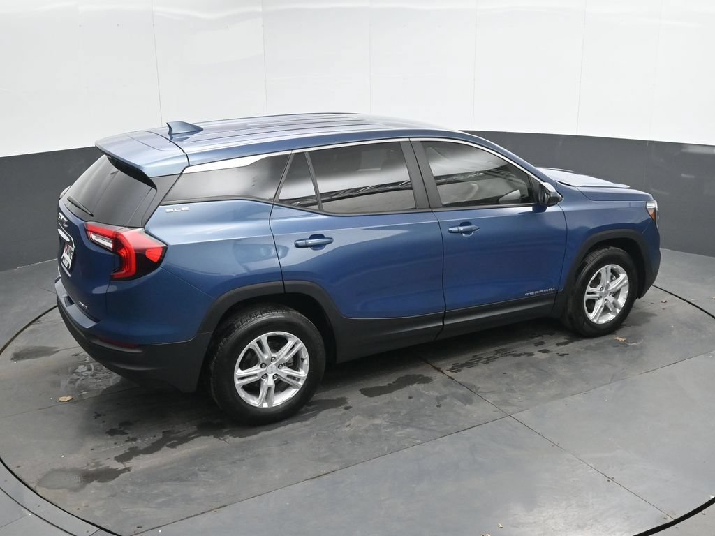 Used 2024 GMC Terrain SLE AWD/4WD image 35