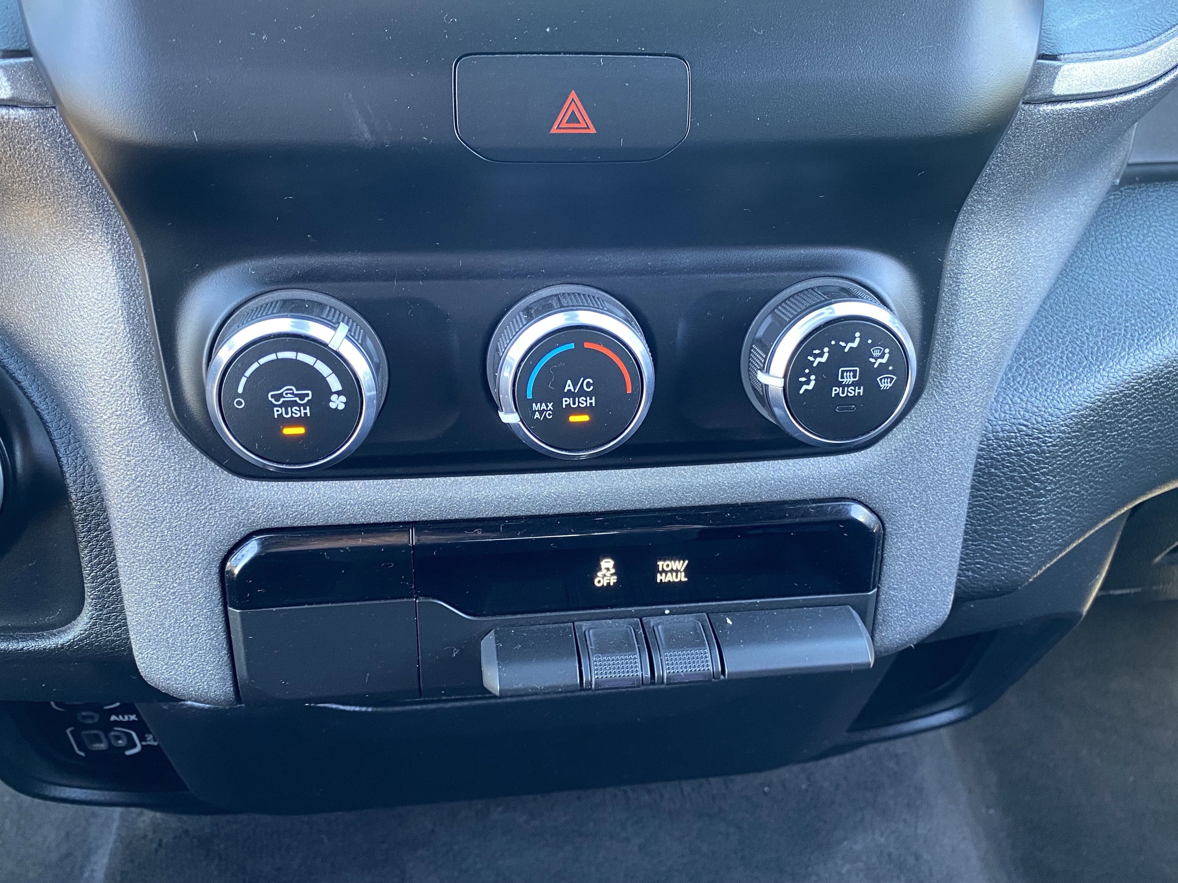 Used 2024 RAM 1500 Tradesman w/ Night Edition AWD/4WD image 24