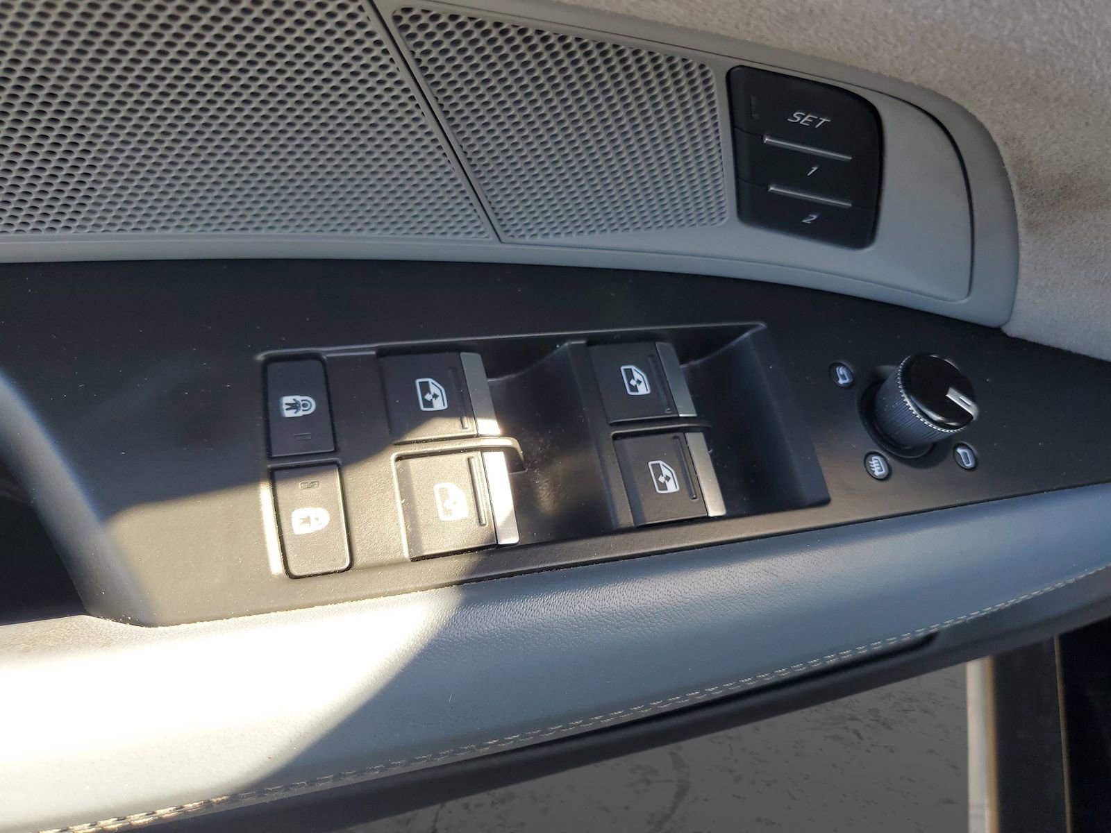 Used 2022 Audi e-tron GT Premium Plus w/ Performance Package image 20