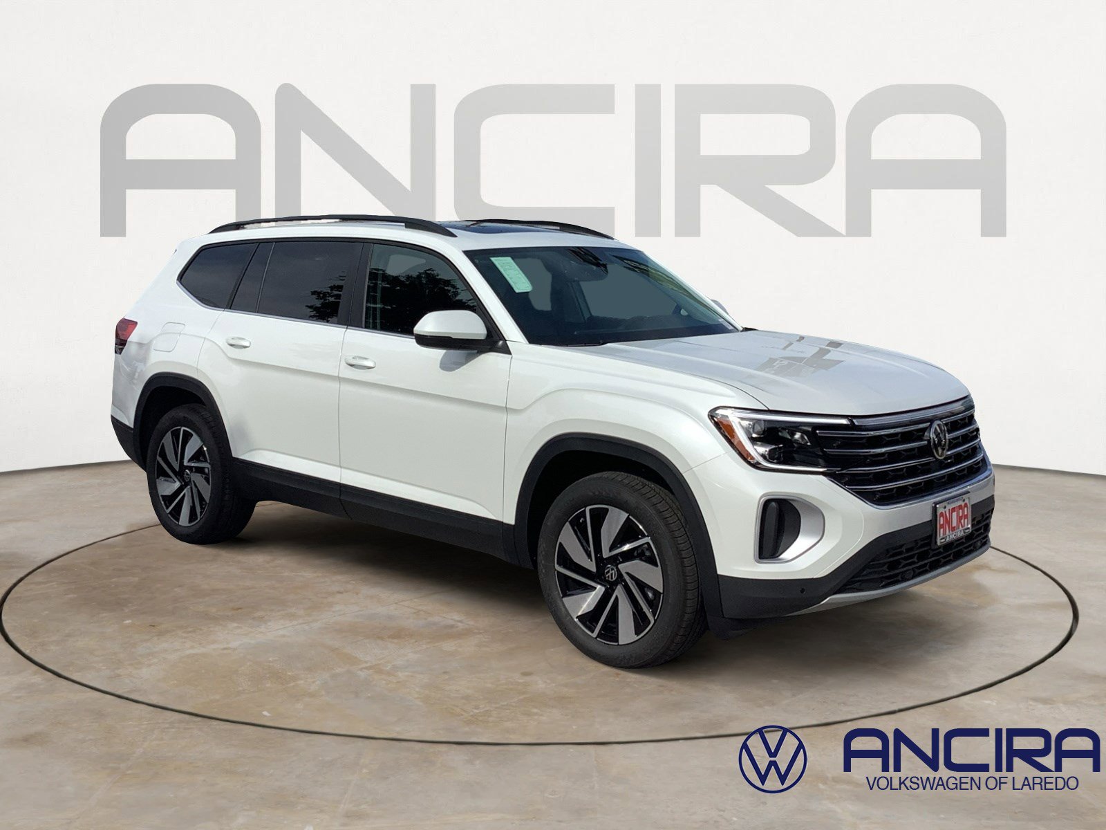 New 2026 Volkswagen Atlas SE FWD image 1