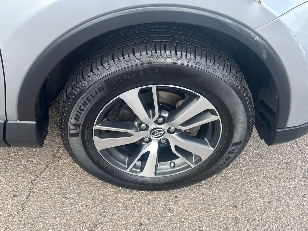 Used 2017 Toyota RAV4 XLE w/ Premium Special Value Package image 44