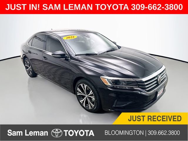 Used 2021 Volkswagen Passat 2.0T SE FWD image 1