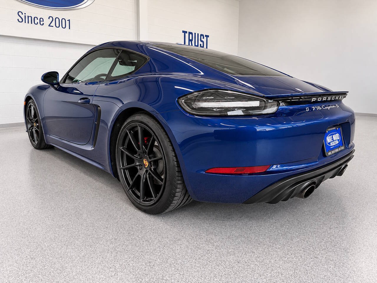 Used 2021 Porsche 718 Cayman GTS RWD image 7