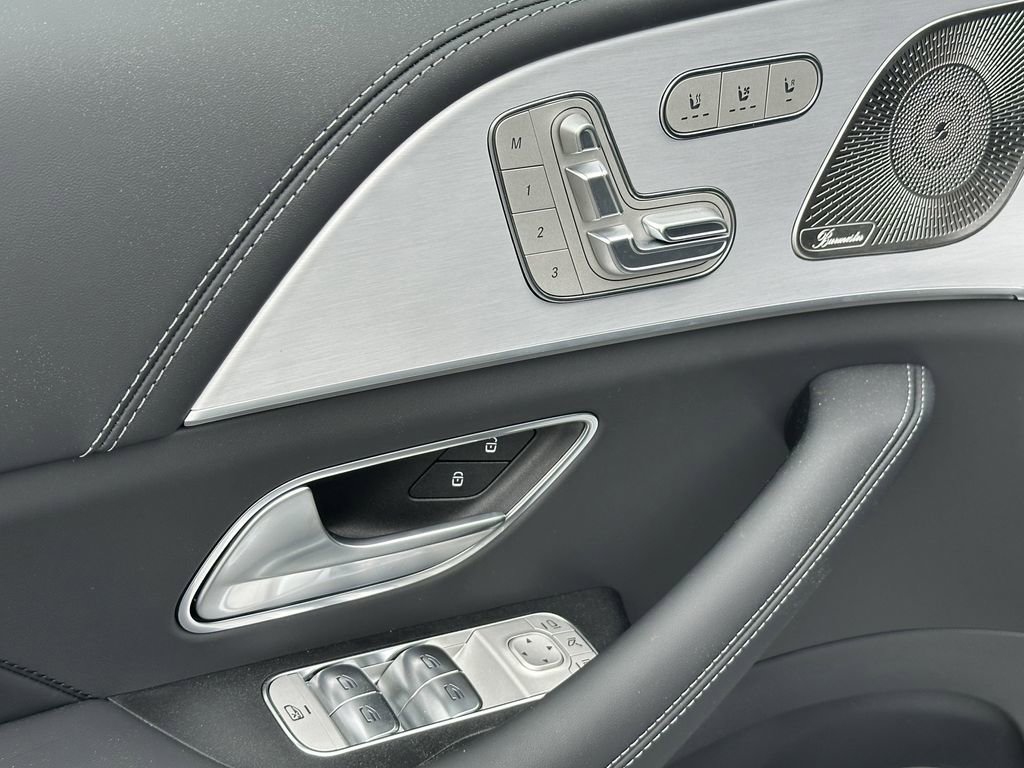 New 2025 Mercedes-Benz GLE 53 AMG 4MATIC Coupe image 11