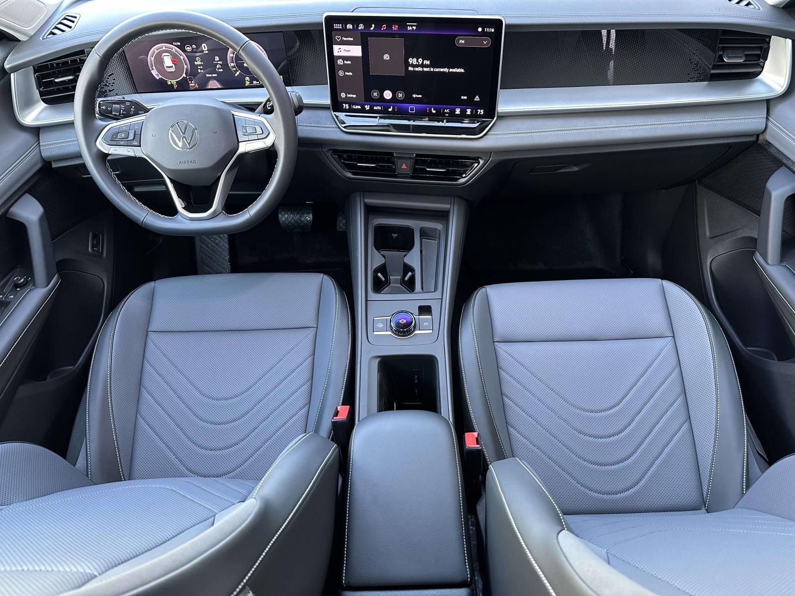 New 2026 Volkswagen Tiguan SE image 11