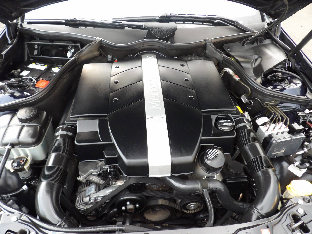 Used 2005 Mercedes-Benz CLK 320 Cabriolet image 12