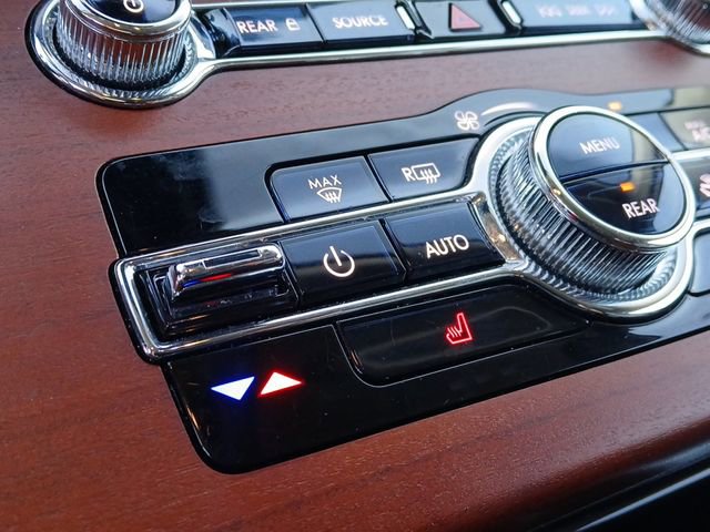 Used 2022 Lincoln Aviator Grand Touring AWD/4WD image 16