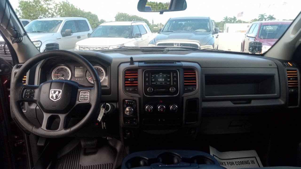 Used 2018 RAM 1500 Express w/ Express Value Package AWD/4WD image 15
