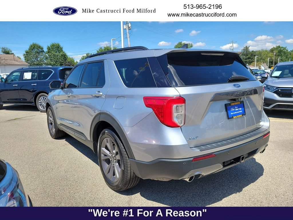 Certified 2021 Ford Explorer XLT w/ Equipment Group 202A AWD/4WD image 3
