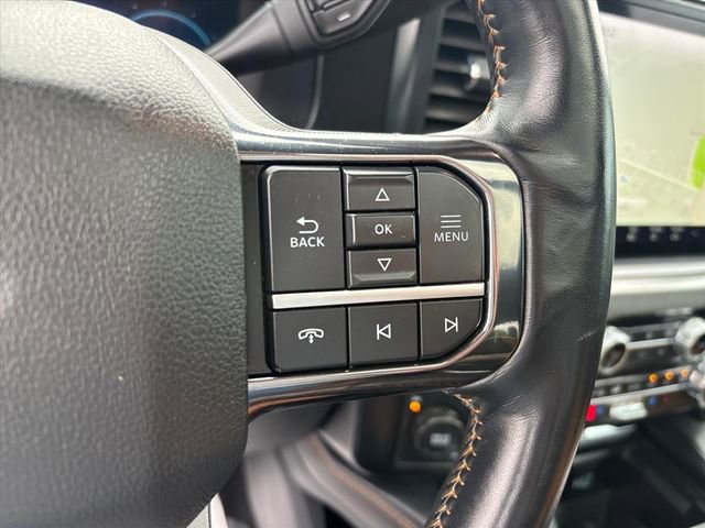 Used 2023 Ford F450 Platinum w/ Camper Package AWD/4WD image 31