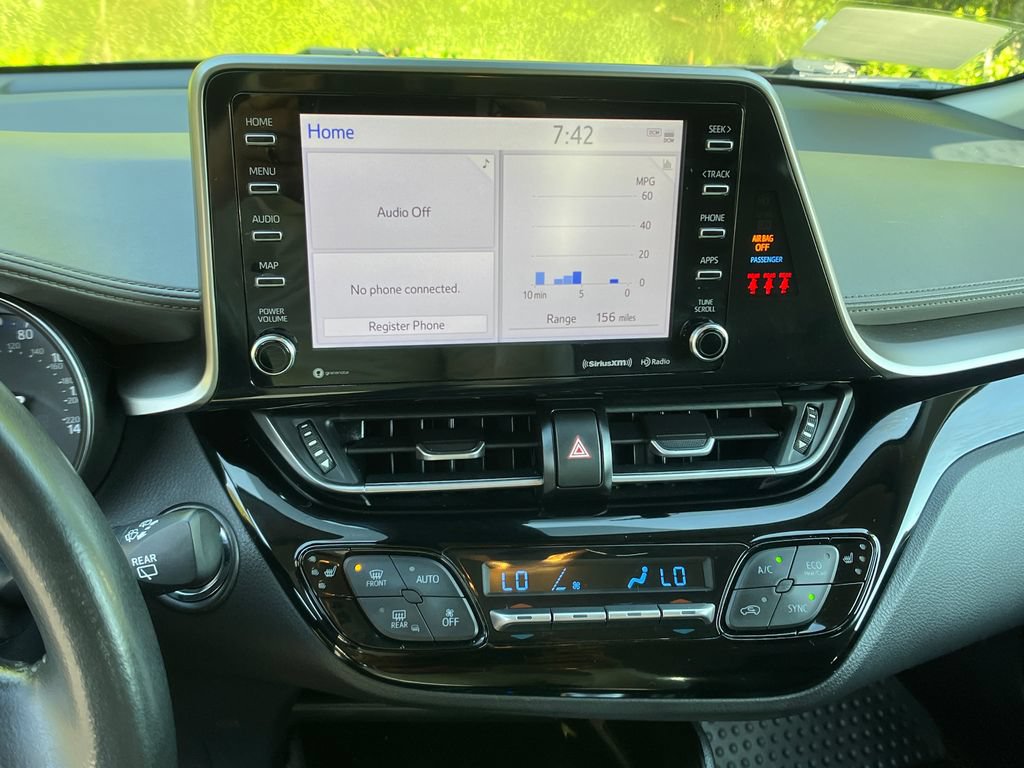 Used 2021 Toyota C-HR Limited FWD image 16