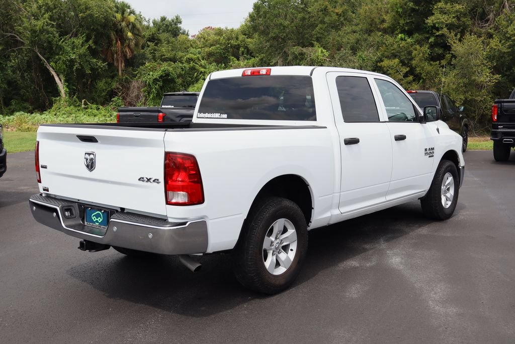 Used 2022 RAM 1500 Classic SLT w/ Electronics Group AWD/4WD image 9