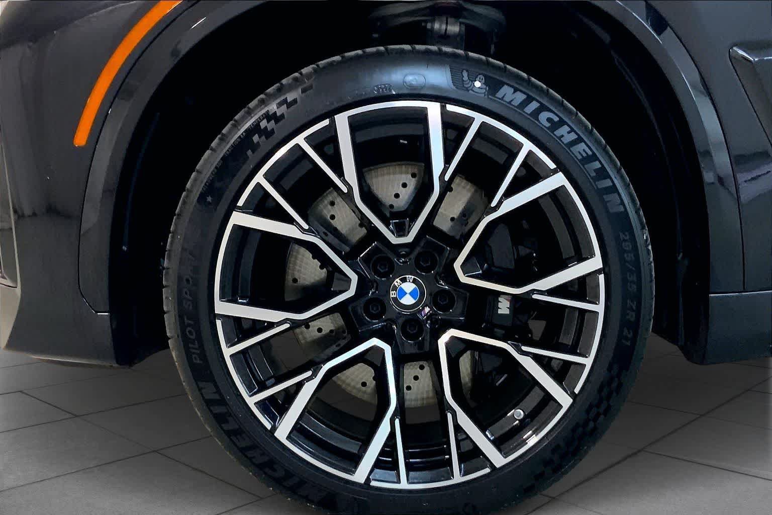 New 2026 BMW X5 M Competition w/ Executive Package AWD/4WD image 11