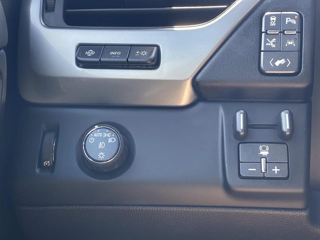 Used 2020 Chevrolet Tahoe Premier w/ Premier Plus Edition image 36