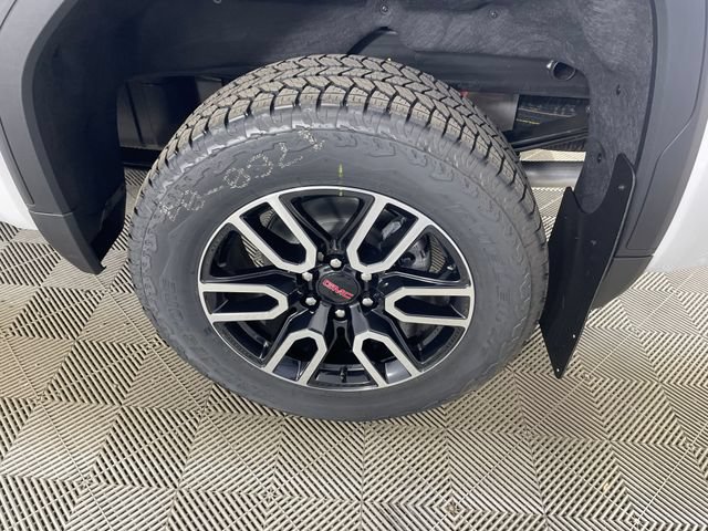 New 2026 GMC Sierra 1500 AT4 w/ AT4 Premium Package AWD/4WD image 19