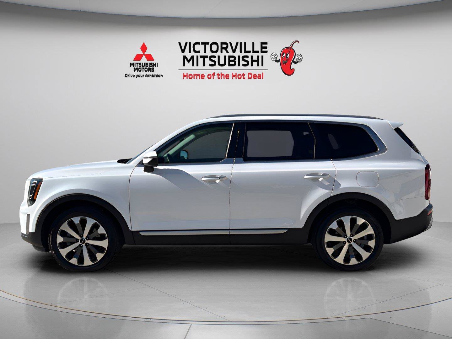 Used 2022 Kia Telluride S FWD image 4