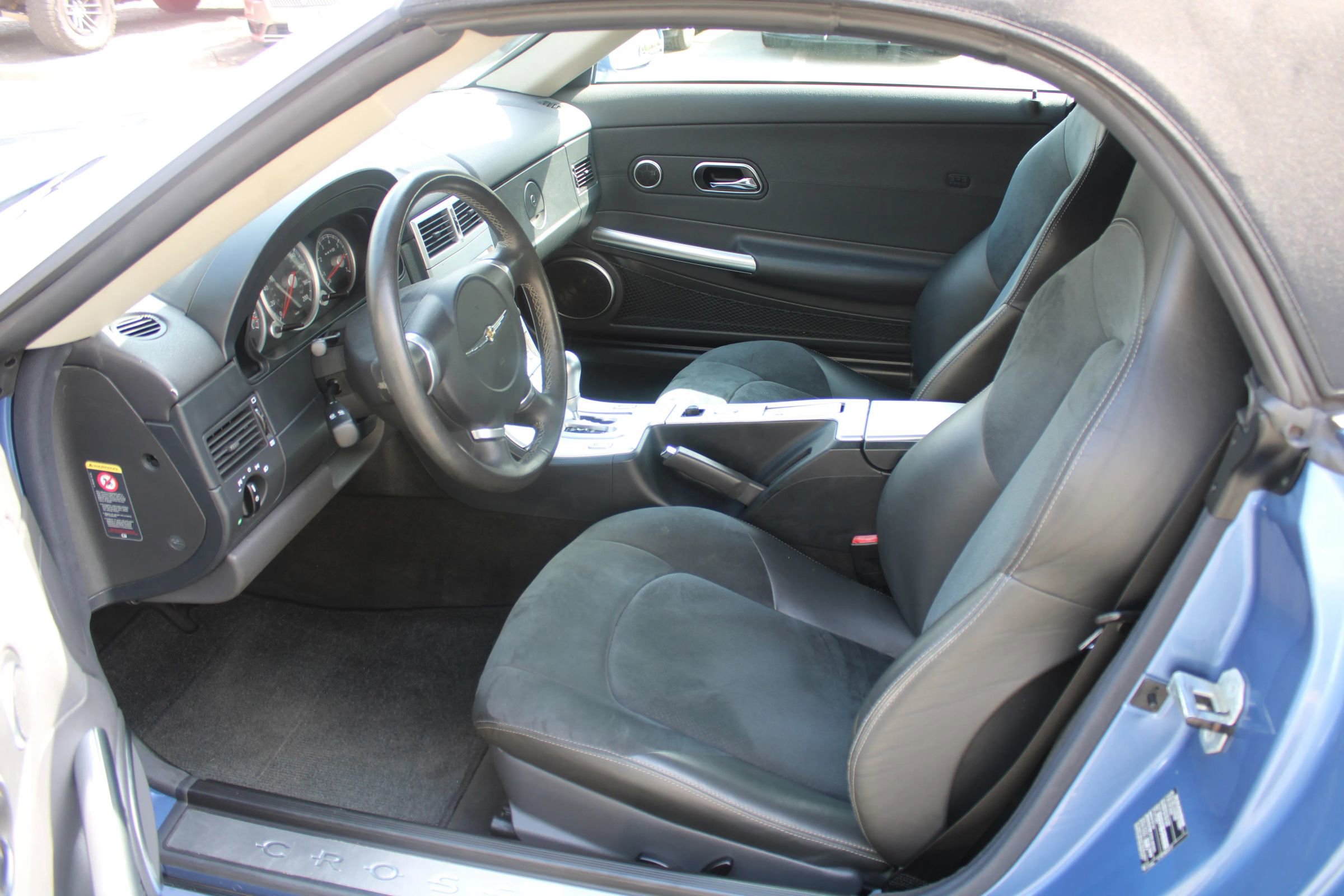 Used 2005 Chrysler Crossfire SRT-6 image 14