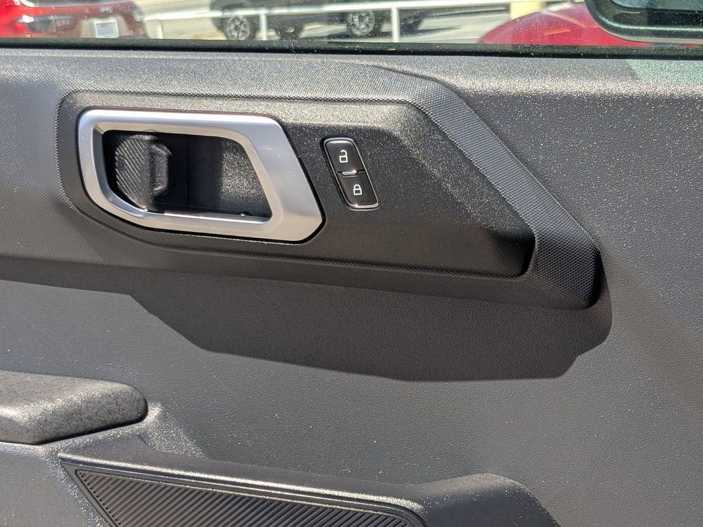 Used 2025 Ford Bronco Big Bend AWD/4WD image 16