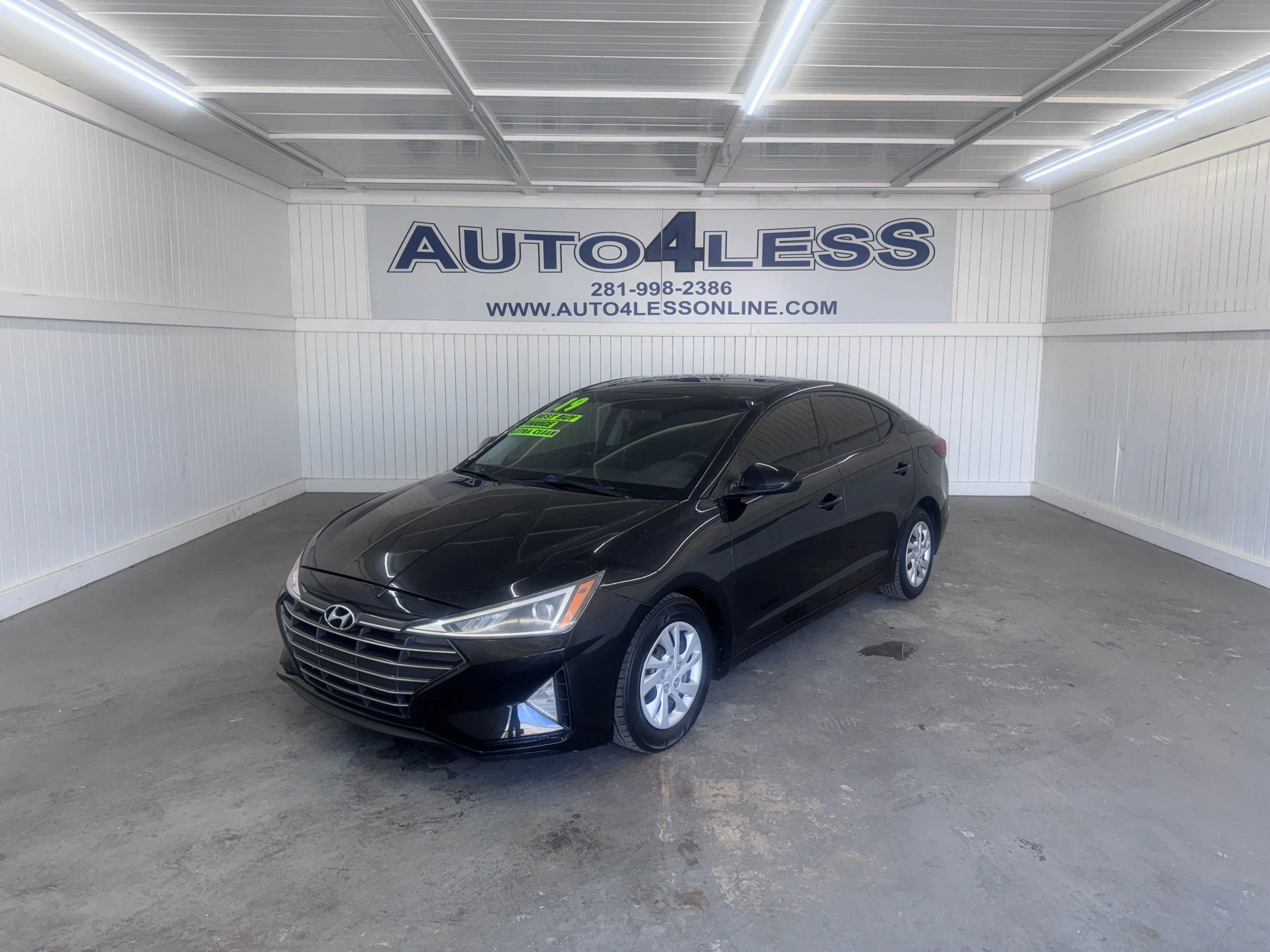 Used 2019 Hyundai Elantra SE w/ Cargo Package
