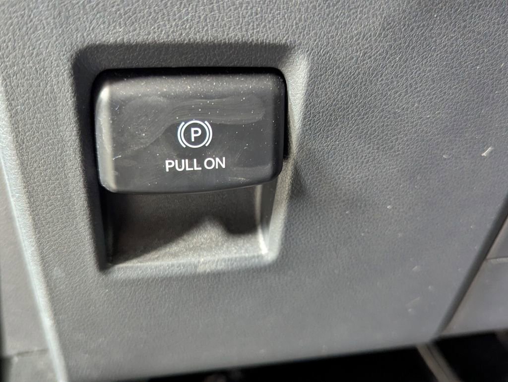 Used 2024 Ford F150 XLT w/ XLT Black Appearance Package image 16