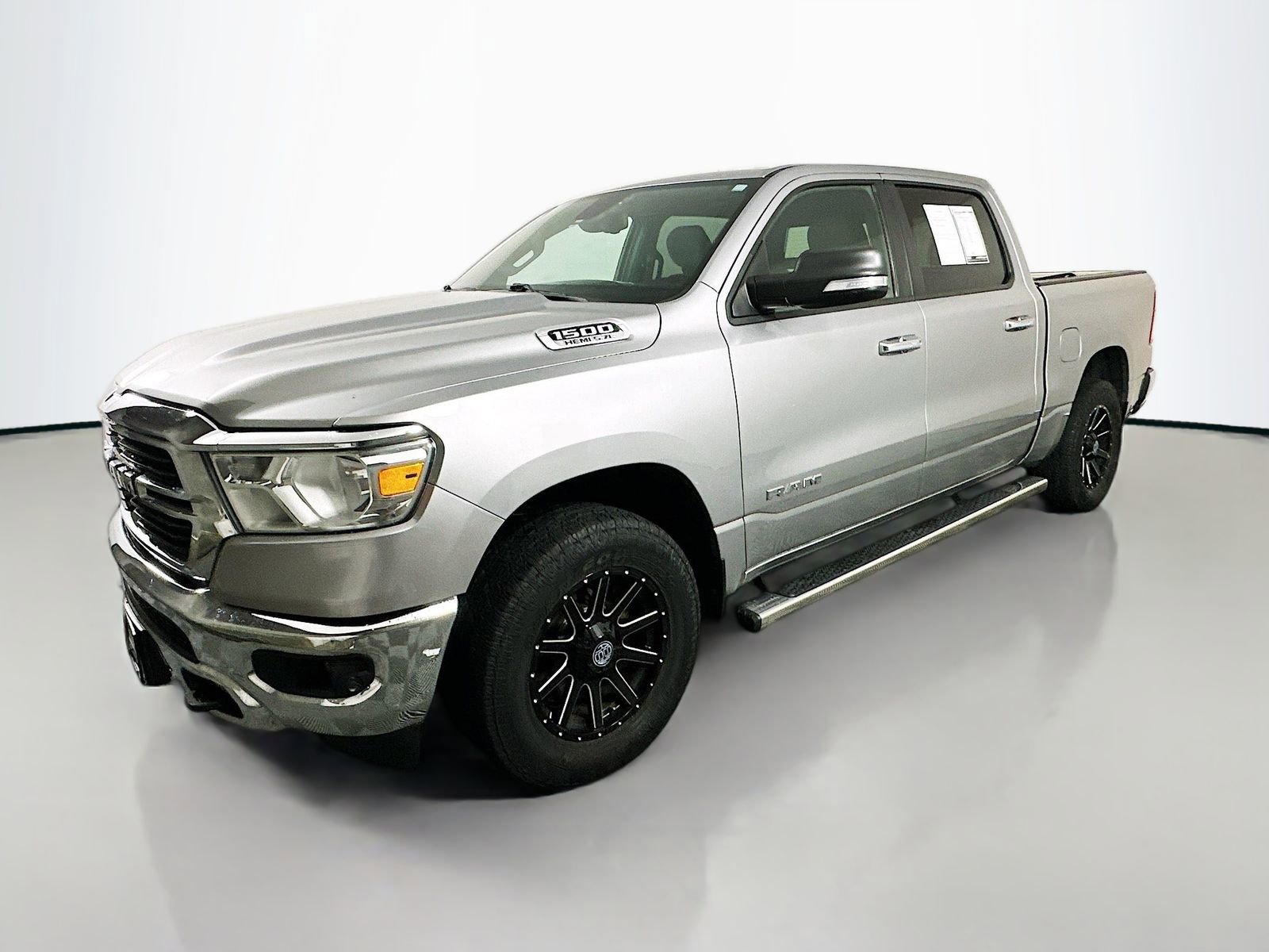 Used 2019 RAM 1500 Big Horn AWD/4WD image 3