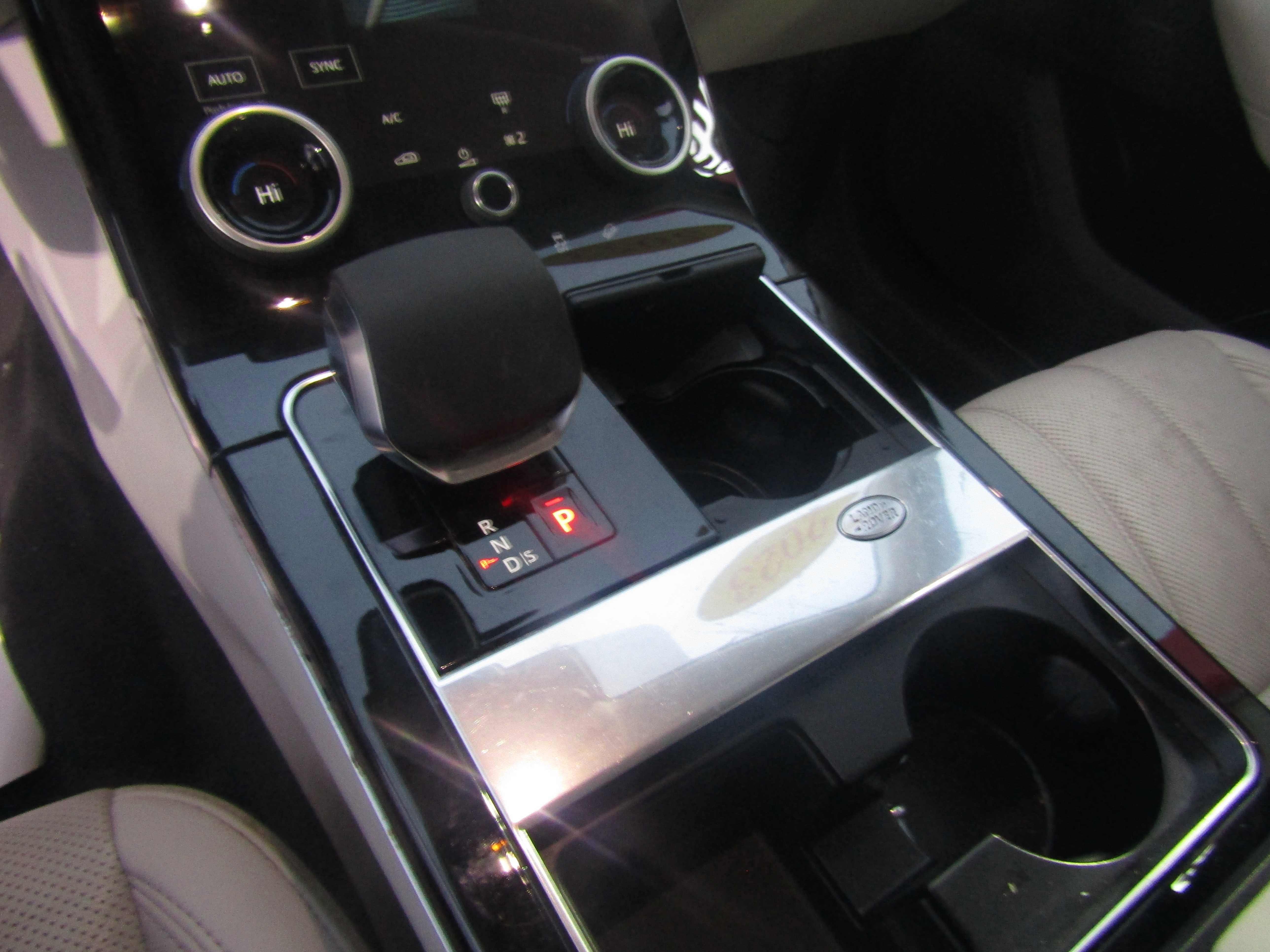 Used 2023 Land Rover Range Rover Velar S image 16