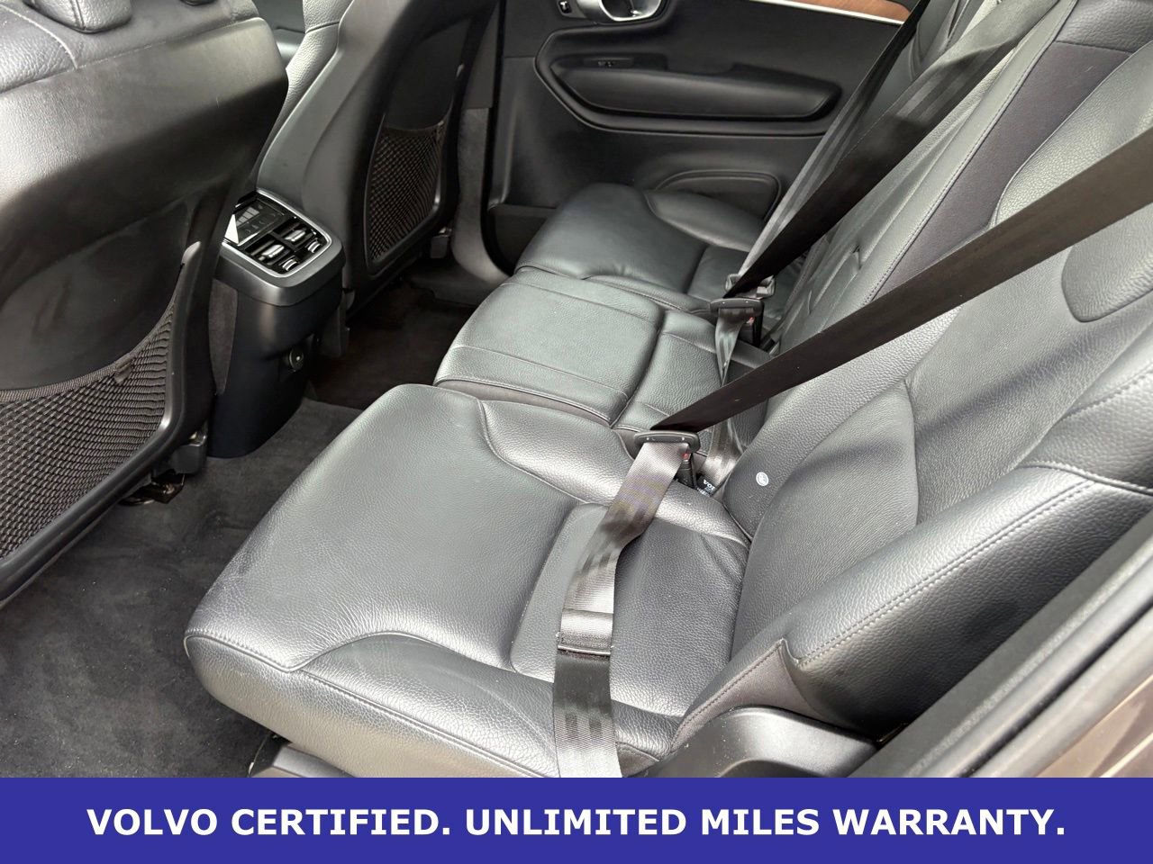 Certified 2024 Volvo XC90 B5 Plus w/ Protection Package Premier AWD/4WD image 31