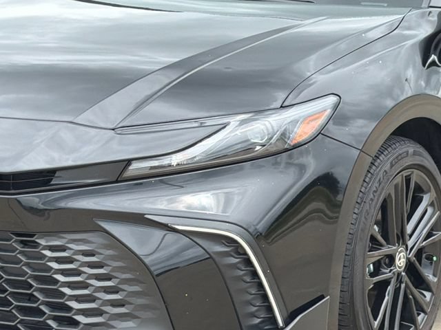 Used 2026 Toyota Camry SE w/ Convenience Package FWD image 4