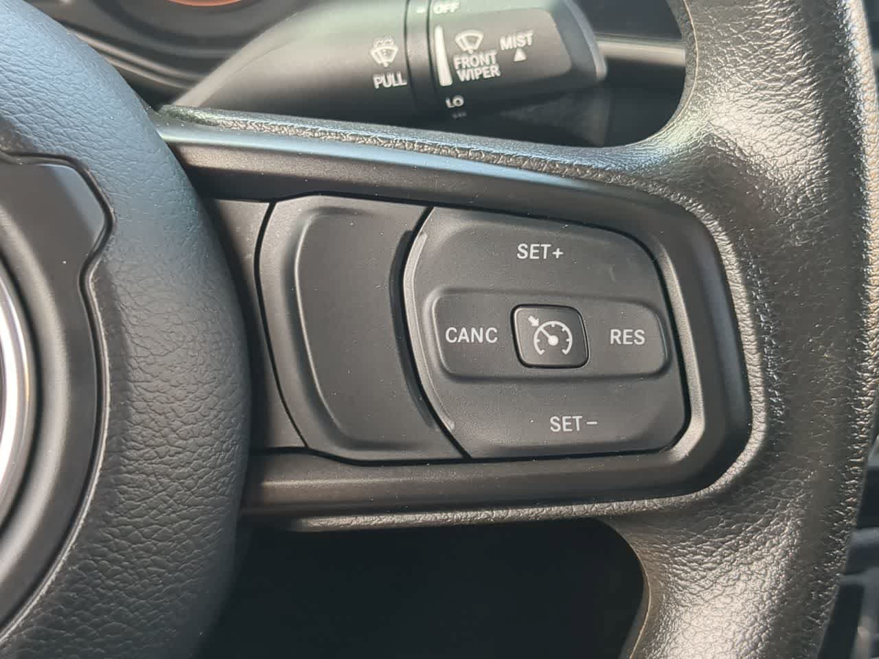 Used 2024 Jeep Gladiator Sport AWD/4WD image 25