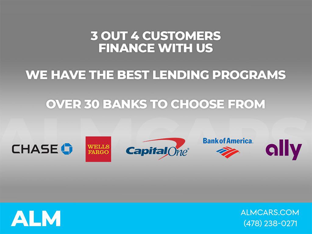 Used 2026 Genesis G70 2.5T image 10