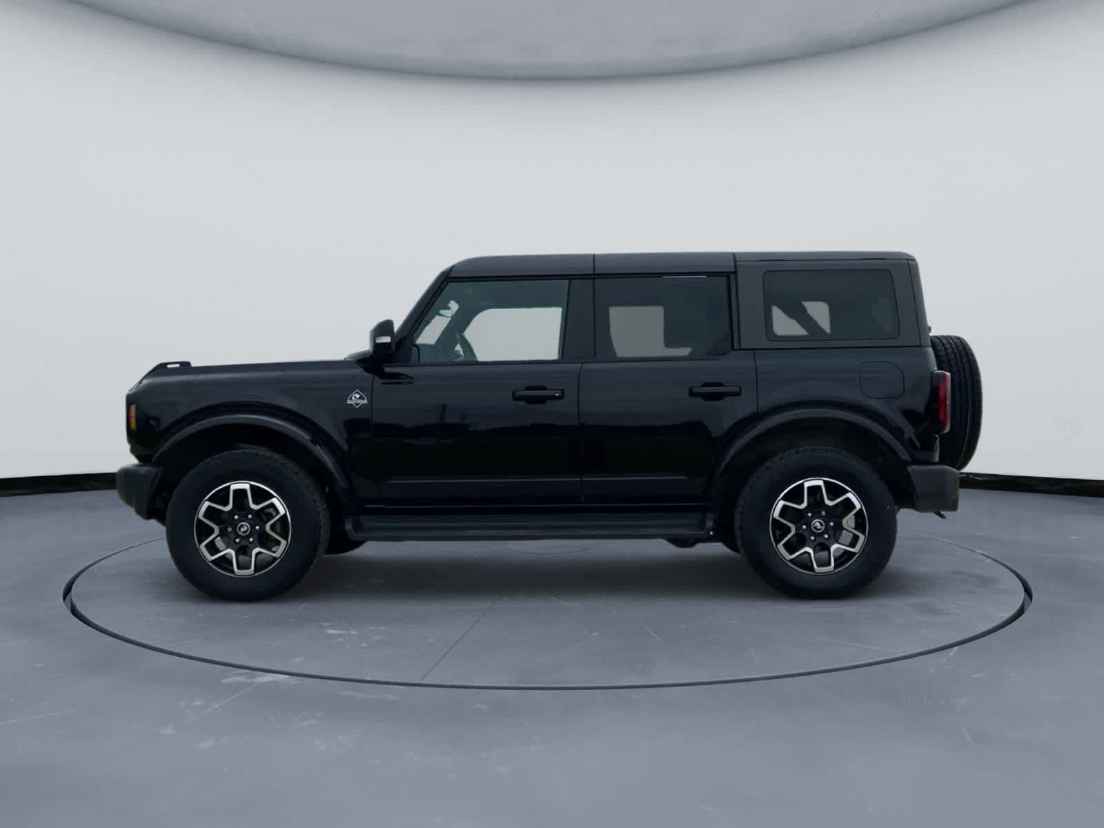 Used 2025 Ford Bronco Outer Banks AWD/4WD image 12