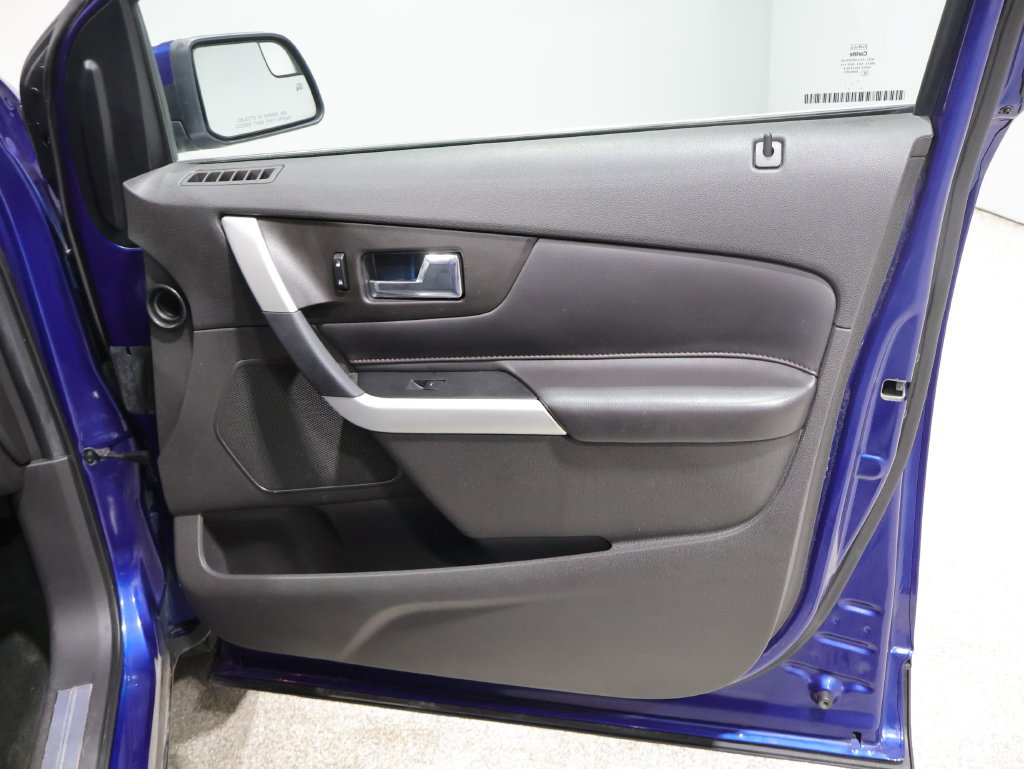 Used 2013 Ford Edge Limited AWD/4WD image 23