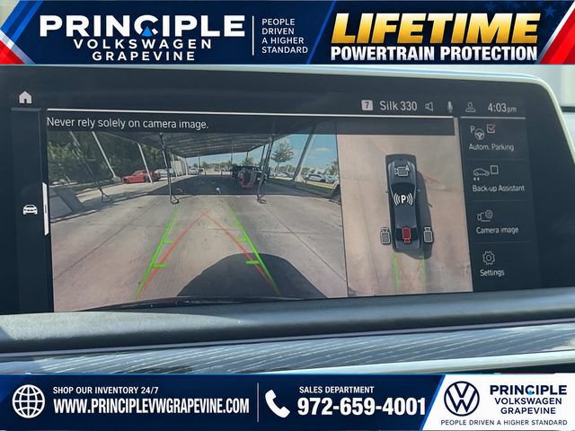 Used 2021 BMW 740i w/ Premium Package RWD image 20