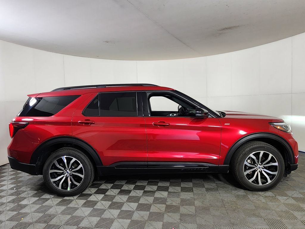 Used 2026 Ford Explorer ST-Line AWD/4WD image 8