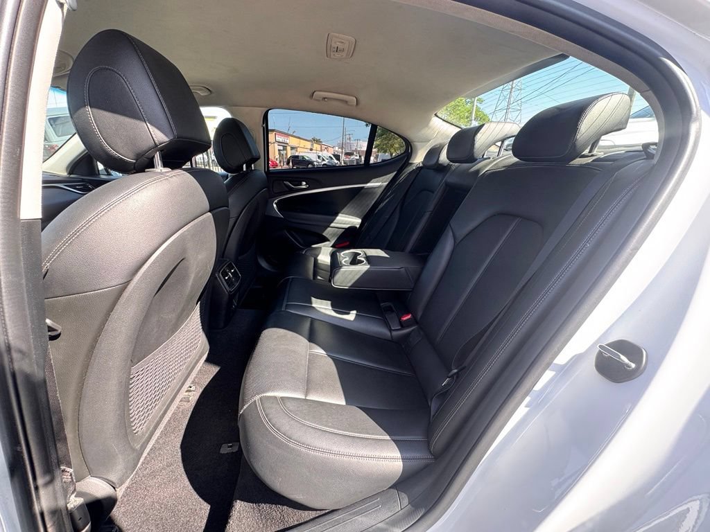Used 2022 Genesis G70 2.0T AWD/4WD image 15