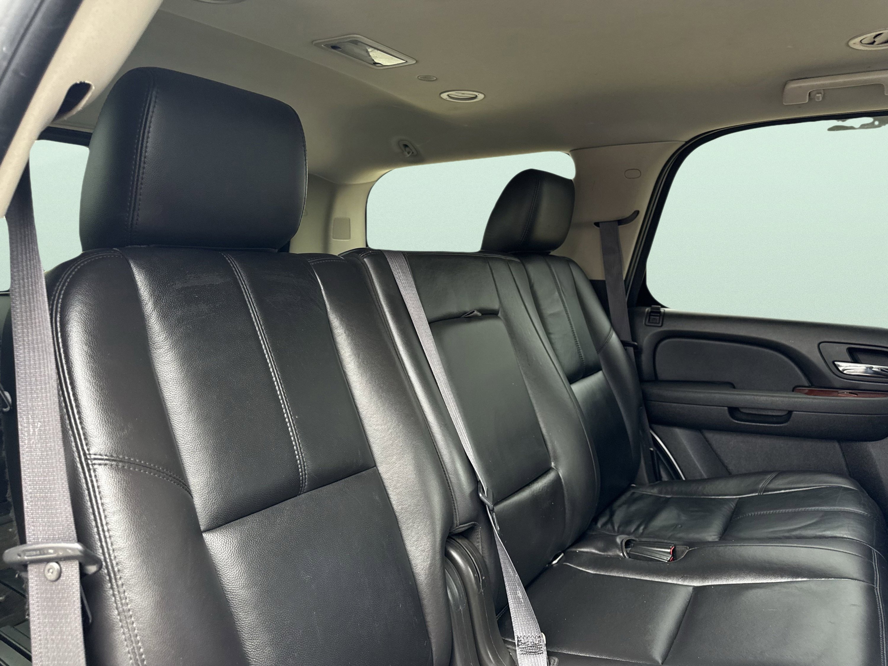 Used 2011 Chevrolet Tahoe LT image 44