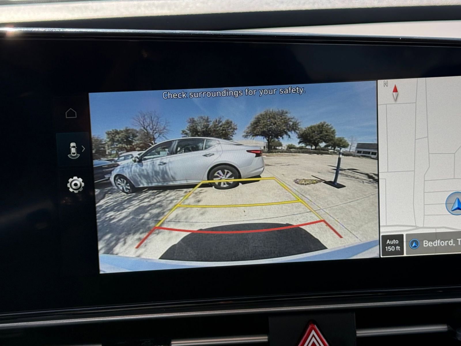 Used 2025 Hyundai Elantra SEL image 25