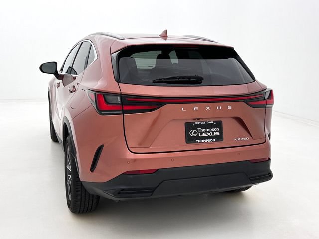 Used 2025 Lexus NX 250 FWD w/ Towing Package (2000 Lbs) image 8