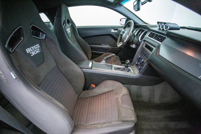 Used 2012 Ford Mustang Boss 302 w/ Boss 302 Accessory Pkg image 21