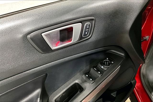 Used 2018 Ford EcoSport Titanium image 38