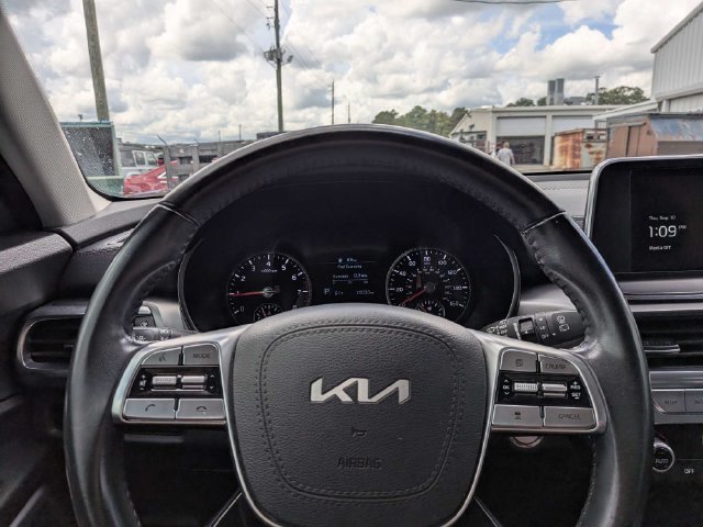 Used 2022 Kia Telluride LX FWD image 20