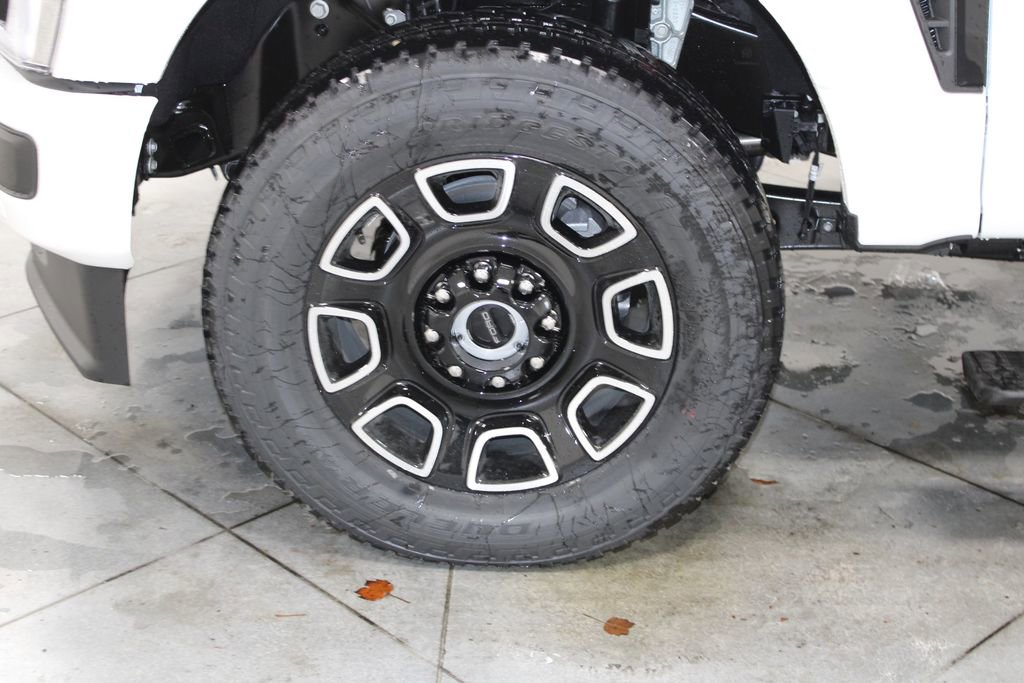 New 2026 Ford F250 Platinum image 23