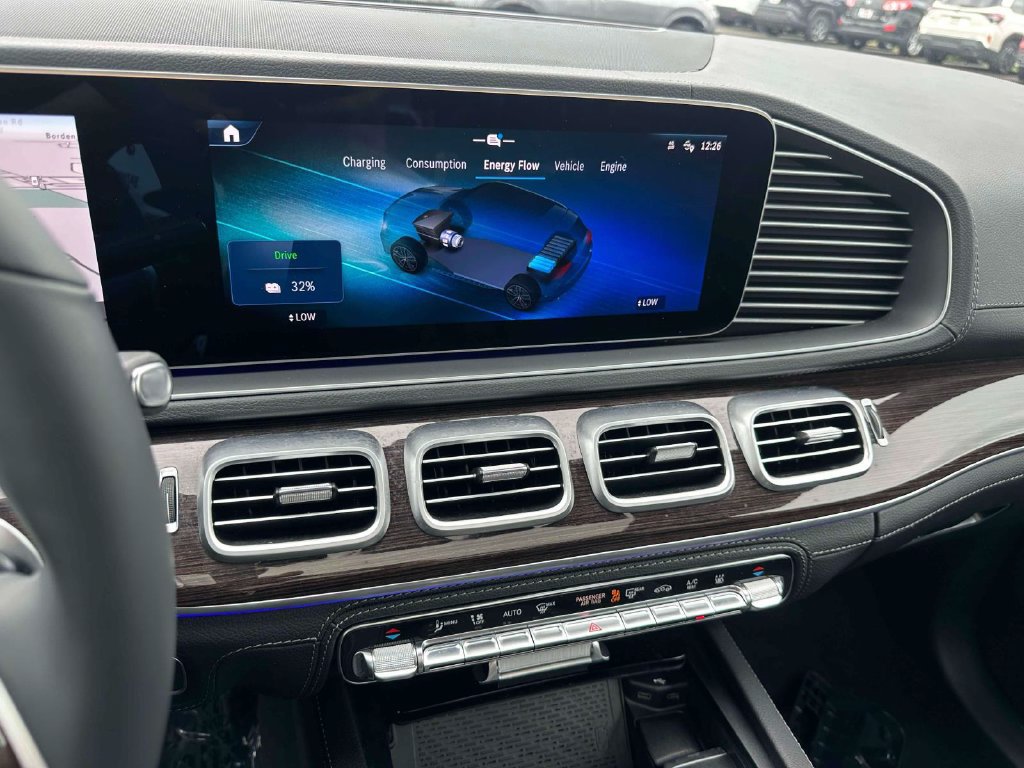 Used 2024 Mercedes-Benz GLE 450e 4MATIC image 29