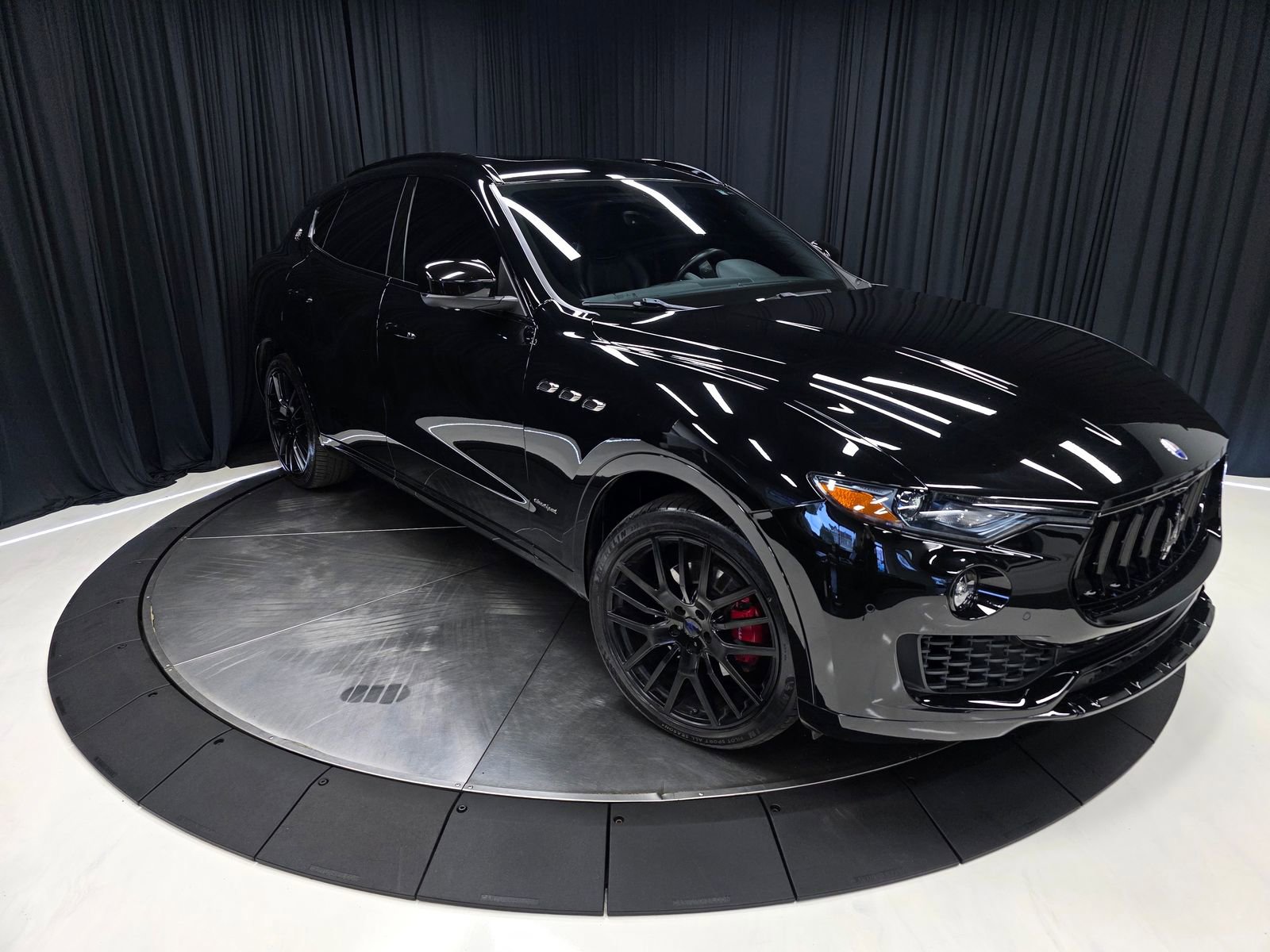 Used 2018 Maserati Levante GranSport AWD/4WD image 62