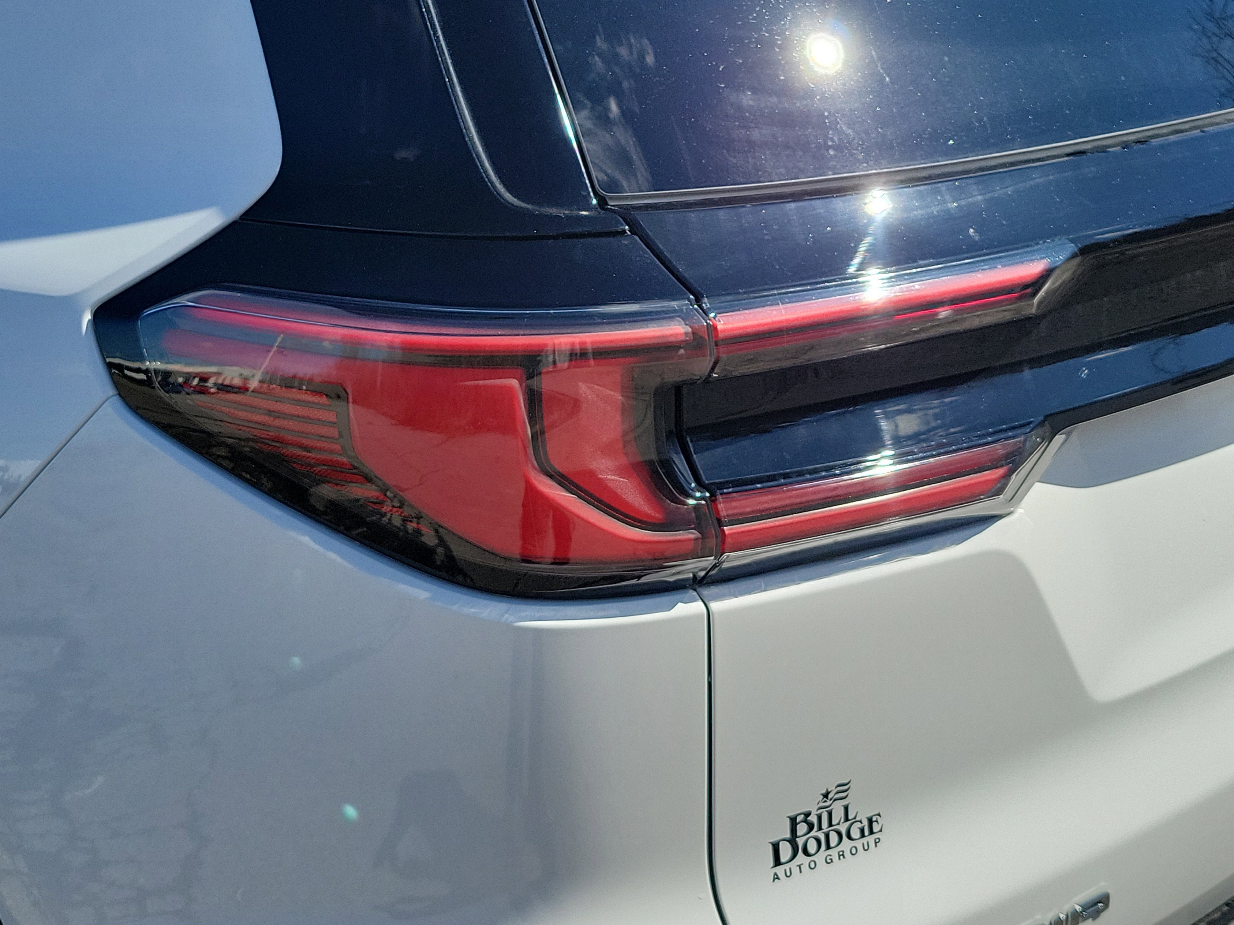 New 2026 GMC Acadia AT4 w/ Luxury Package image 15